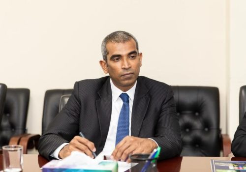 އޮޑިޓަރ ޖެނެރަލް ޙުސައިން ނިޔާޒީ