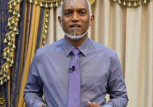 ރައީސް ޑރ. މުހައްމަދު މުއިއްޒު