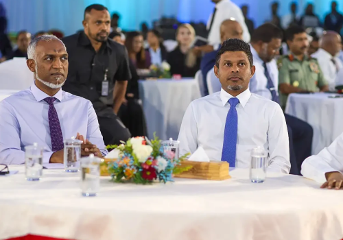 ރައީސް ޑރ. މުހައްމަދު މުއިއްޒު އަދި ނައިބު ރައީސް ހުސެއިން މުހައްމަދު ލަތީފް