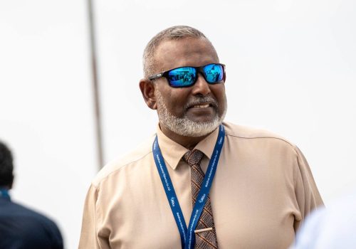 މިފްކޯގެ ސީއީއޯ ފަރުހަތު ޝަހީރު -- ފޮޓޯ: މިފްކޯ
