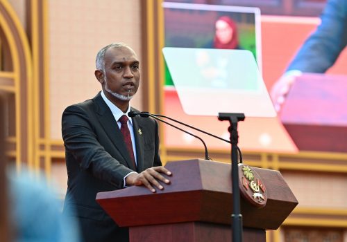 ރައީސް ޑރ. މުހައްމަދު މުއިއްޒު
