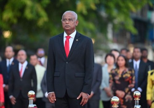 ޤައުމީ ދުވަހާއި ގުޅިގެން، ބޭއްވި ދިދަނެގުމުގެ ޚާއްޞަ އިޙްތިފާލުގައި ރައީސުލްޖުމްހޫރިއްޔާ އިބްރާހީމް މުޙައްމަދު ސާލިހް ބައިވެރިވެވަޑައިގަންނަވަނީ: ފޮޓޯ- ރައީސް އޮފީސް