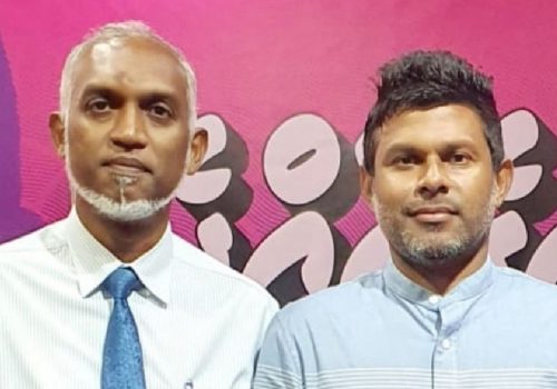 ޕީއެންސީގެ ރިޔާސީ ކެނޑިޑޭޓް މުއިއްޒާއި އޭނާގެ ރަނިންމޭޓްކަަމަށް ކަނޑައެޅި ހުސައިން -- ފޮޓޯ ޓްވިޓާ