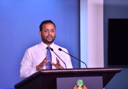 ހައުސިން މިނިސްޓަރު ޑރ. އަބްދުﷲ މުއްތަލިބު
