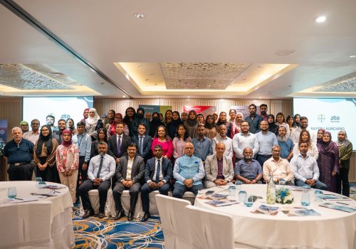 'ބޭޔަރ'ގެ ފާމަސޫޓިކަލް އުފެއްދުންތައް އެސްޓީއޯ އިން ތައާރަފުކުރުމަށް ބޭއްވި ރަސްމިއްޔާތުގެ ތެރެއިން----ފޮޓޯ: އެސްޓީއޯ