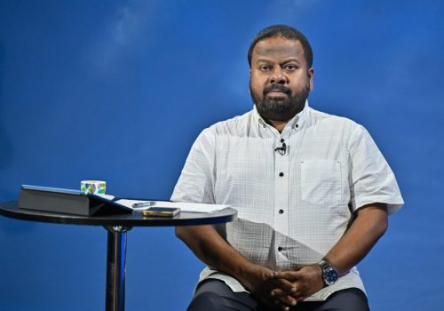 ސަރުކާރުގެ އިސްތަރުޖަމާނު މުޙައްމަދު ޙުސައިން ޝަރީފު ,މުންދު-----ފޮޓޯ:ރައީސްއޮފީސް