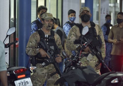 Maldivian-troops-in-from-of-the-ADK-hospital
