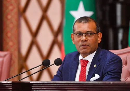 ރާއްޖޭގެ ކުރީގެ ރައީސް މުހައްމަދު ނަޝީދު - މޯލްޑިވްސް ރިޕަބްލިކް