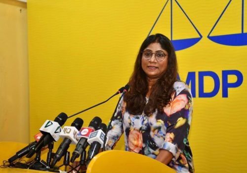 ޑިފެންސް މިނިސްޓަރު މާރިޔާ އަހުމަދު ދީދީ
