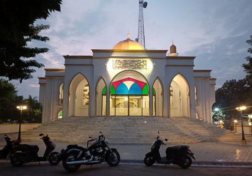 އއ ތޮއްޑޫގެ ހިތްގައިމު ނަލަނަލަ މަސްޖިދުލް އައިޝާ---ފޮޓޯ: އެމޭޒންވިއުގެސްޓްހައުސް..