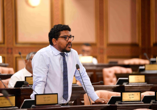 ކެންދޫ ދާއިރާގެ މެމްބަރު މައުރޫފު ޒާކިރު