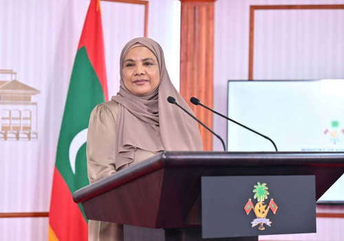 ޑރ. އައިޝަތު ޝިހާމް