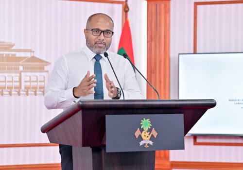ދާހިލީ ސަލާމަތާއި މަސައްކަަތްތެރިކަމާ ބެހޭ ވަޒީރު އަލީ އިހުސާން -- ފޮޓޯ: ރައީސް އޮފީސް