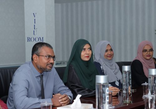 މޯލްޑިވްސް މީޑިއާ އެންޑް ބްރޯޑްކާސްޓިން ކޮމިޝަންގެ މެމްބަރުން -- ފޮޓޯ: އެމްއެމްބީސީ