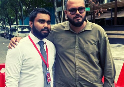 ޖަލަށް ލާފައިވާ އަދަދުގެ ދެ ނޫސްވެރިން (ލީވާނާއި ޝަހުޒާން) --ފޮޓޯ: ސޯޝަލްމީޑިއާ