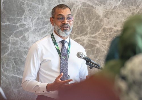 ޒަމާނީ ލޭޒަރ ޓެކްނޮލޮޖީ ބޭނުންކޮށްގެން ކުރާ އޮޕެރޭޝަންތައް ދަރުމަވަންތަ ހޮސްޕިޓަލާއި އައި.ޖީ.އެމް.އެޗްގައި ފެށުމައް ބޭއްވި ރަސްމިއްޔާތުގެ ތެރެއިން -- ފޮޓޯ: ފޭސްބުކް