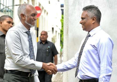 ރައީސް ޑރ. މުއިއްޒު އަދި މޭލެ ސިޓީ މޭޔަރު އާދަމް އާޒިމް -- ފޮޓޯ: ސީއެންއެމް