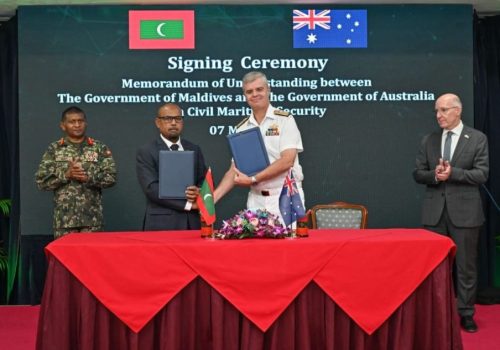 ދިވެހިރާއްޖެއާއި އޮސްޓްރޭލިއާއާ ދެމެދު ކަނޑުމަތީގެ ސަލާމަތާ ގުޅޭ އެއްބަސްވުމުމުގައި ސޮއިކުރުން --