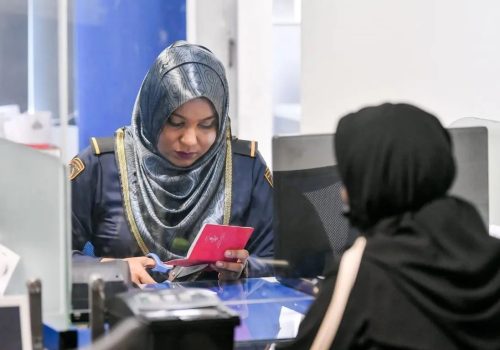 ޕާސްޕޯޓް ދޫކުރަނީ -- ފޮޓޯ: އިމިގްރޭޝަން